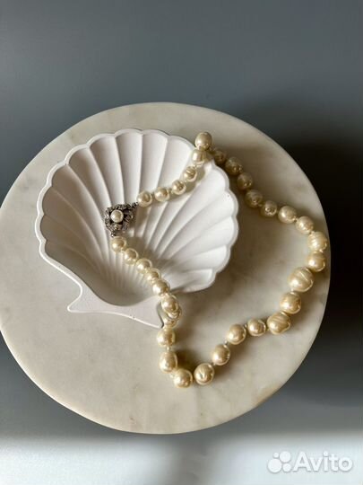 Роскошное жемчужное ожерелье от компании Сarolee