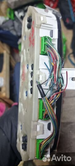 Щиток приборов subaru forester sf5