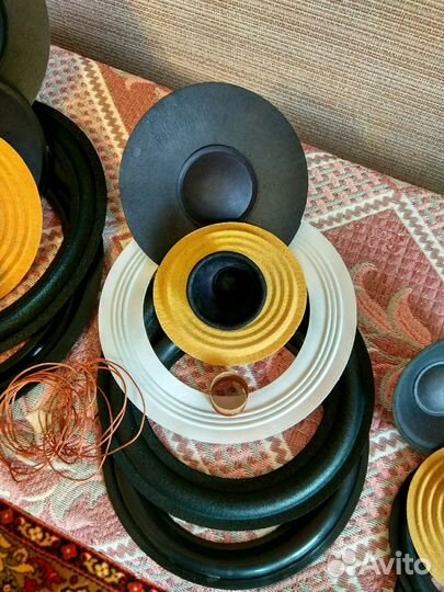 Комплектующие к советским и импортным динамикам