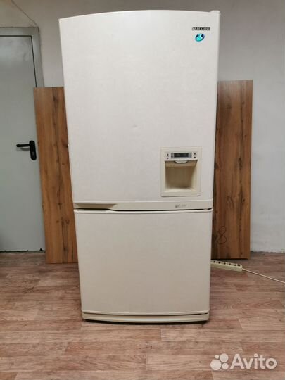 Холодильник Samsung с гарантией