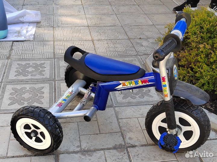 Детский трёхколёсный велосипед