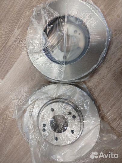 Передние тормозные колодки Miles на актион