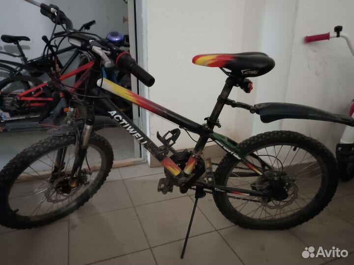 Велосипед подростковый 16 б/у