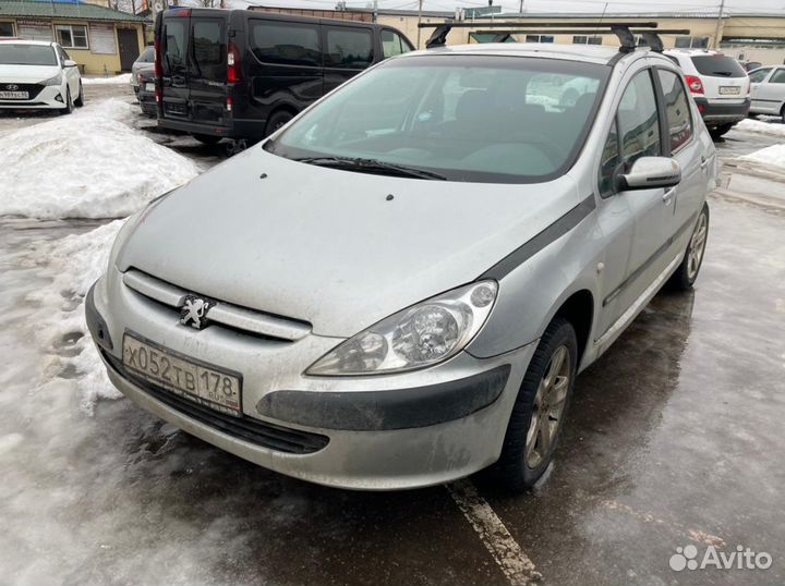 В разборе Пежо 307 2002г. 2.0 МКПП