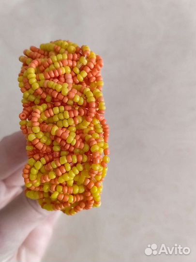 Браслет из бисера