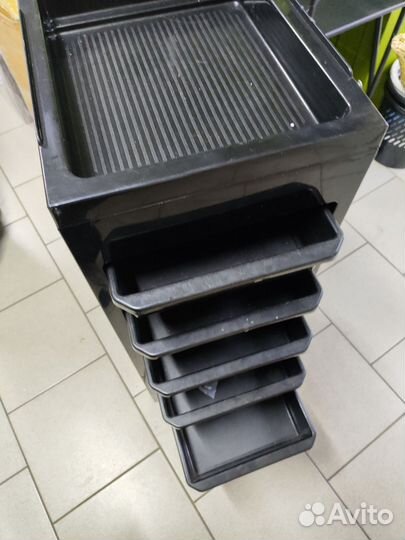 Тележка парикмахерская