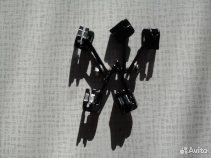 Продаю бегунки N5 на тракторную молнию