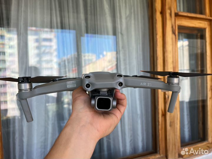 Квадрокоптер DJI AIR 2S fly more combo
