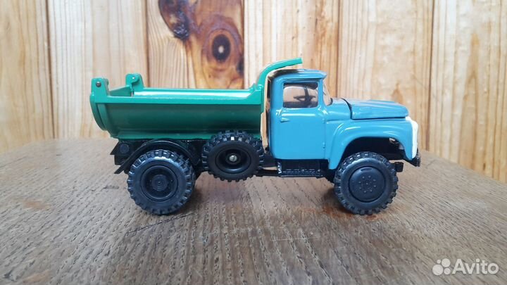 Грузовик ЗИЛ М.М.З. 555 СССР 1988 г. Состояние