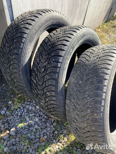 Nokian Tyres Hakkapeliitta 8 SUV 235/55 R19