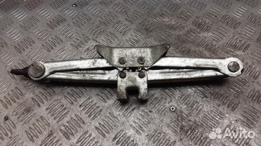 Домкрат ford kuga 1 (LEA07VN01)