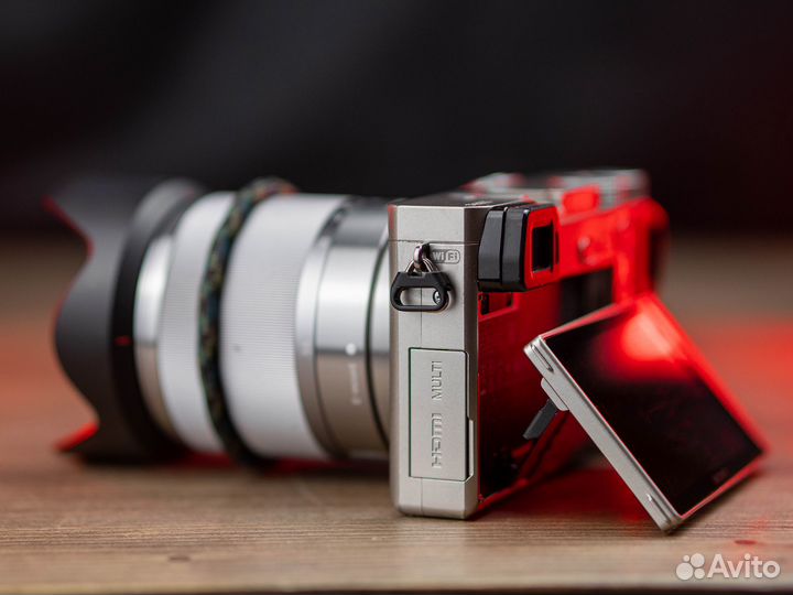 Sony Alpha a6000 + 18-55 OSS