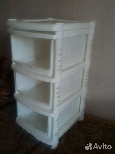 Кухонные шкафы, шкафчик хлебница