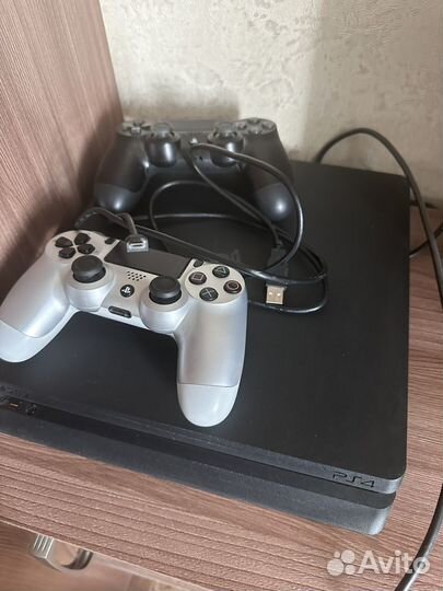 Sony PS4 Slim 512gb