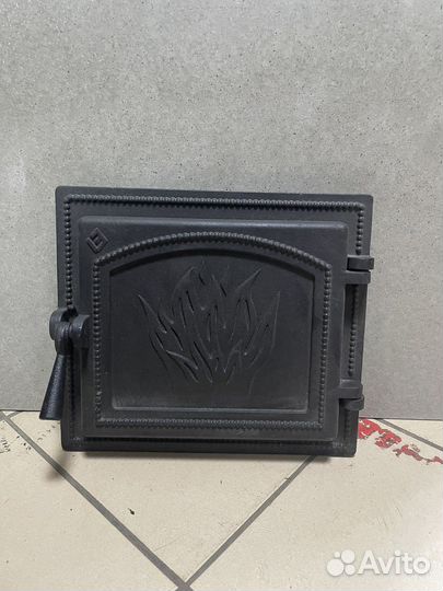 Двери чугунные печные