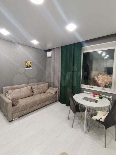 2-к. квартира, 43 м², 9/10 эт.