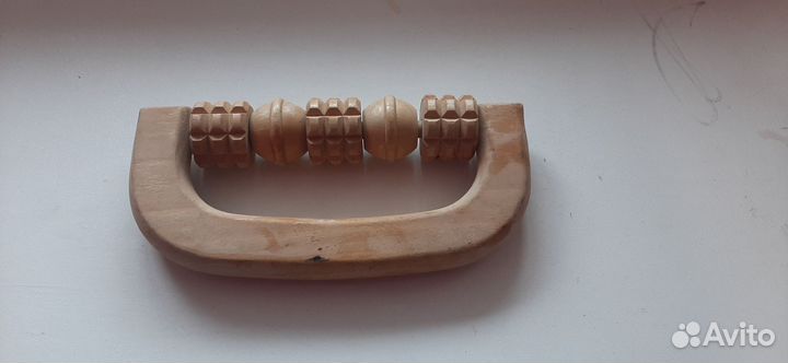 Ручной деревянный массажёр