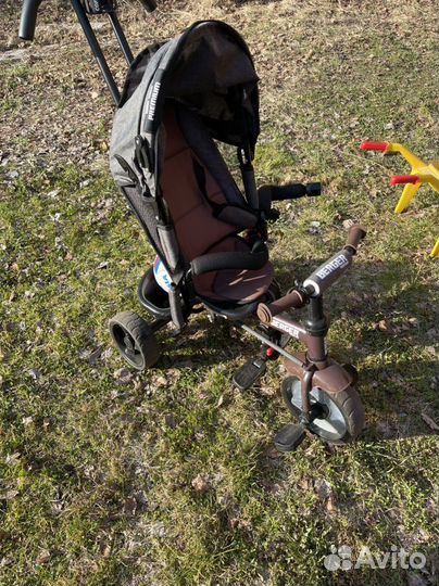 Трехколесный велосипед