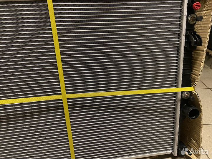 Радиатор Mercedes ML W164 W251 R