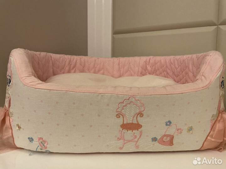 Лежанка для кошек, собак