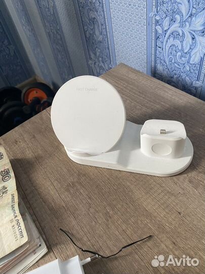 Док станция