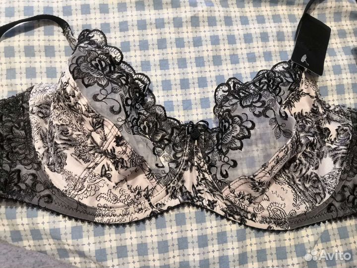 Бюстгальтер новый