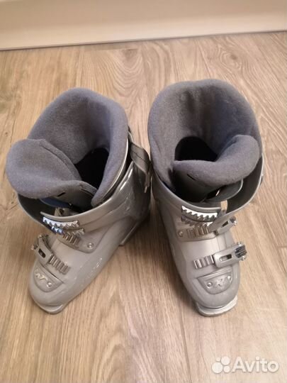 Горнолыжные ботинки 24-24,5