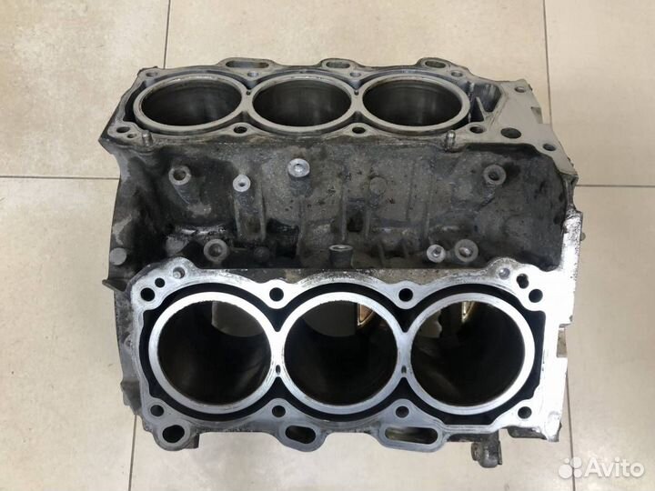 Б/У Блок двигателя 1140180794, 1grfe toyota