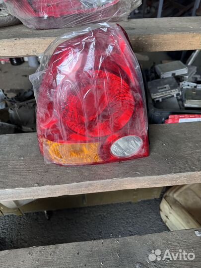 Задний фонарь hyundai accent 2005