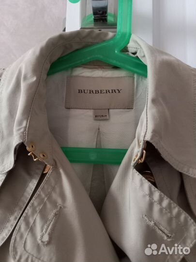 Плащ для девочки Burberry на рост 128