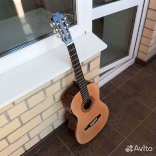 Классическая гитара