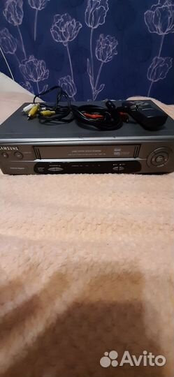 Видеомагнитофон samsung