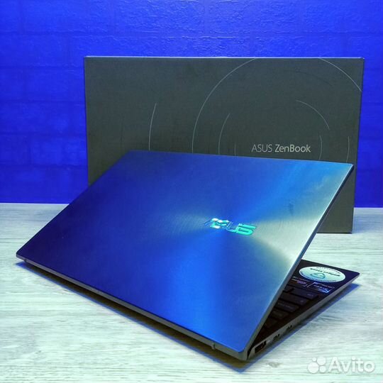 Ультрабук Asus Zenbook UM425Q