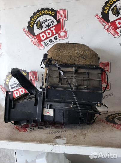 Корпус отопителя под моторчик Митсубиси Лансер 9