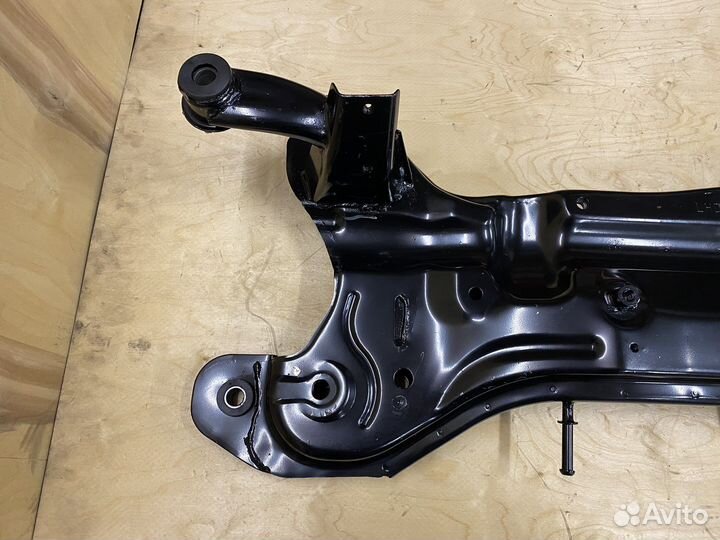 Подрамник передний Hyundai Getz 2002-2005