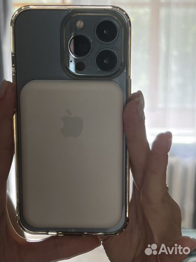 Magsafe battery pack