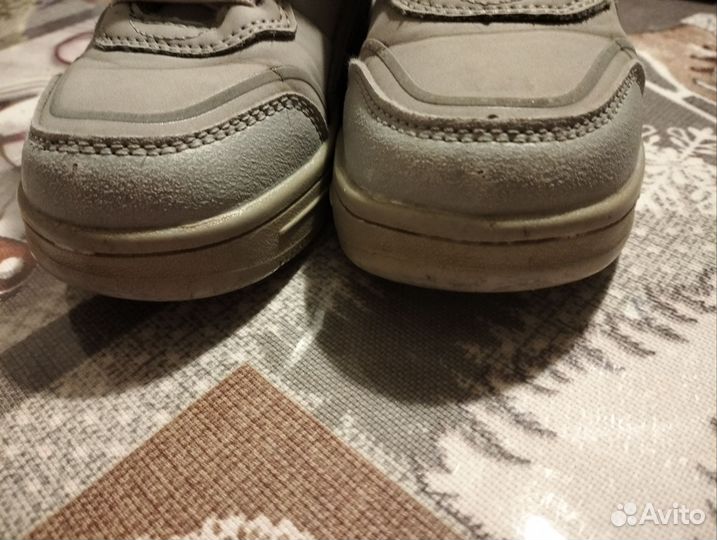 Демисезонные ботинки для девочки 22