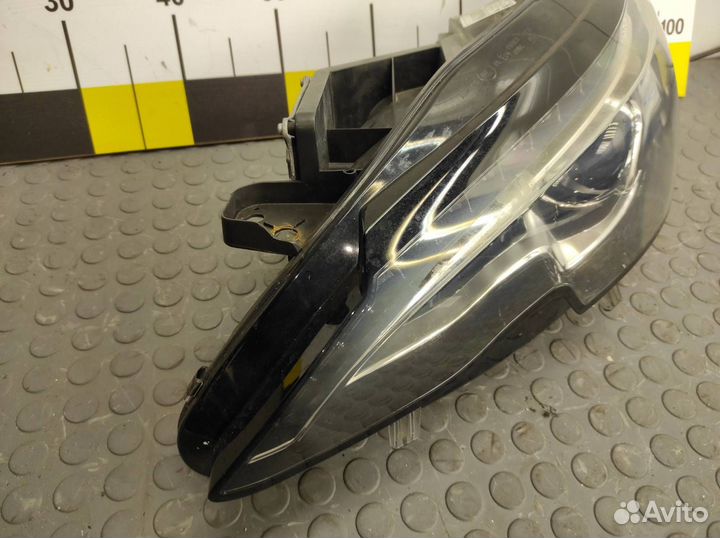 Фара левая Peugeot 308
