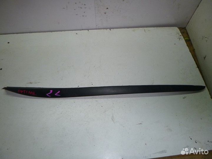 Молдинг лобового стекла лев KIA optima 2015