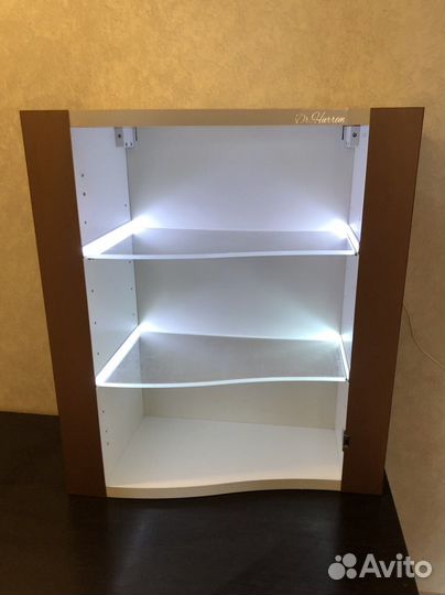 Шкафчик косметологичский