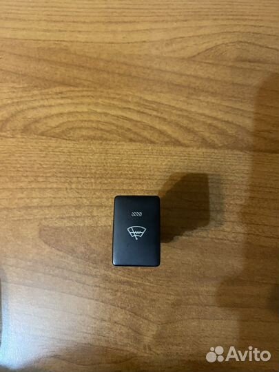 Кнопка обогрева лобового стекла Toyota Highlander