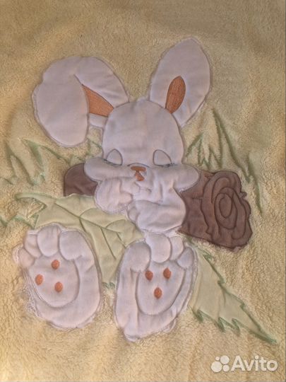 Мягкий плед для новорожденного малыша