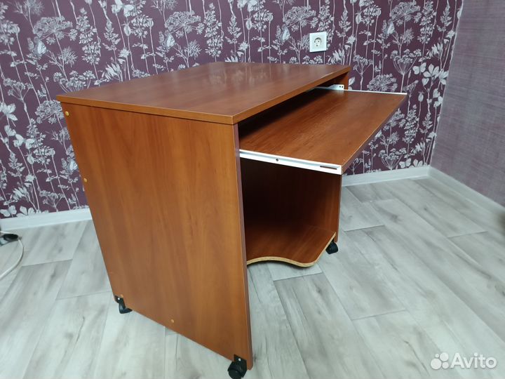 Компьютерный стол бу