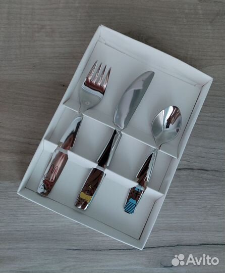 Набор столовых приборов детский