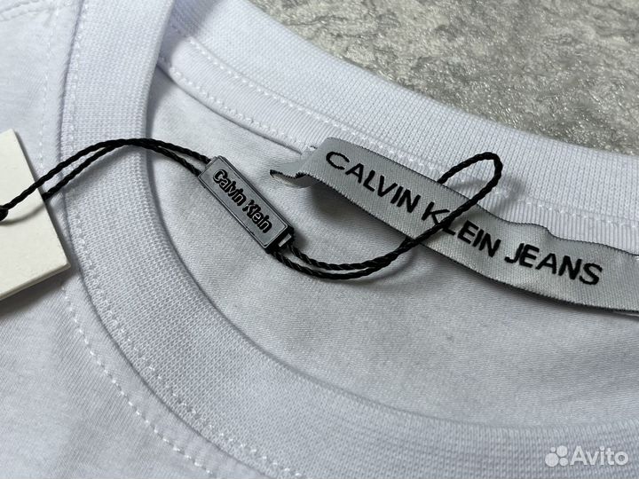 Футболка Calvin Klein