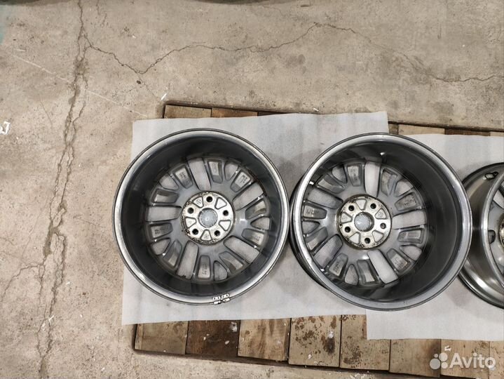 Subaru диски (ориг) 17