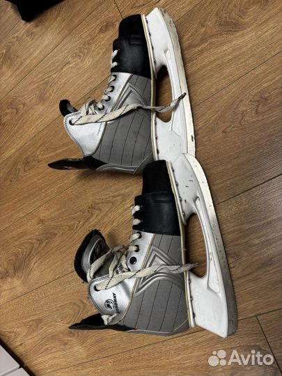 Коньки хоккейные 44 размер бу