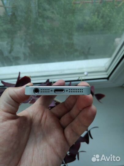 Мобильные телефоны бу iPhone 5s 32