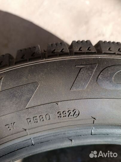 Pirelli Ice Zero 205/55 R16