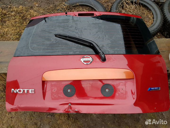 Крышка багажника, бампер Nissan note (E11) 2006-20